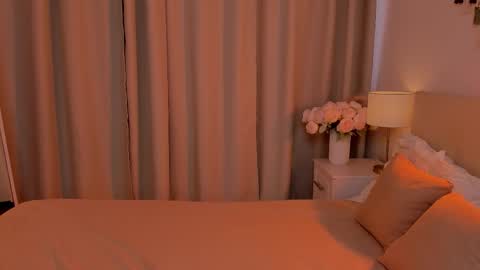 lollita online show from March 2026 10:53:01 AM