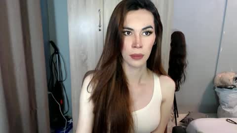 Snapshot of lolly_lips69 chatting on January 2025 01:07:02 AM hana online show from January 2025 01:07:02 AM