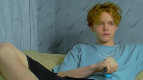 Nelis online show from April 2026 06:42:01 PM