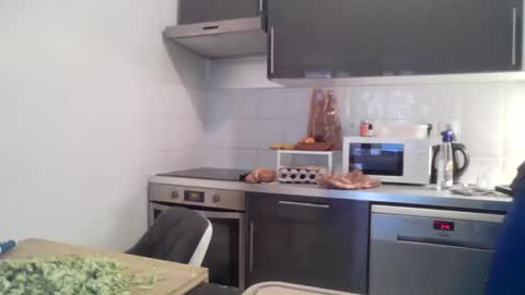 lolo3064 online show from October 2025 10:49:02 AM