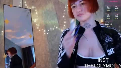 Molli online show from December 2025 10:56:02 AM