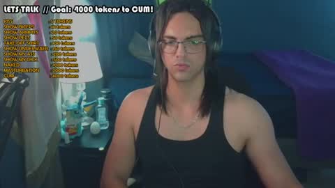 Snapshot of lonely_sheep chatting on June 2026 07:07:01 AM Lonely Sheep online show from June 2026 07:07:01 AM