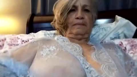 lonelylana1955 online show from October 2025 01:42:02 AM