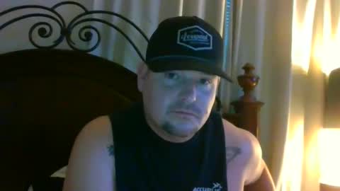 Snapshot of longlastingviking chatting on November 2025 10:04:01 PM longlastingviking online show from November 2025 10:04:01 PM