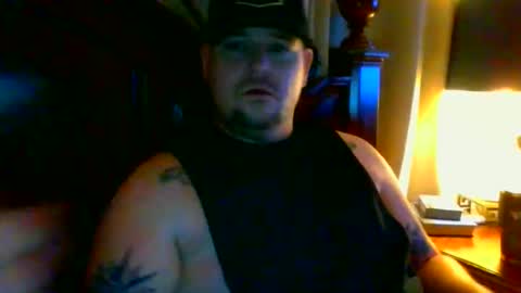 Snapshot of longlastingviking chatting on November 2025 02:23:02 AM longlastingviking online show from November 2025 02:23:02 AM