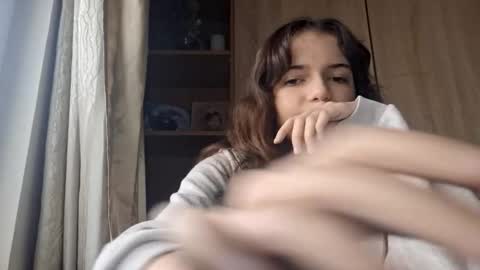 Kelly u can call Kelik online show from December 2025 08:34:01 AM