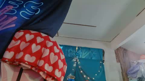 Londoncashmere69  online show from December 2024 05:37:01 PM