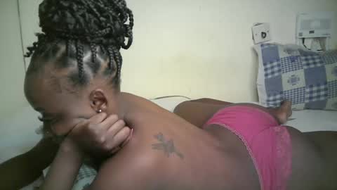 Snapshot of lonybrown chatting on June 2026 07:28:01 AM lonybrown online show from June 2026 07:28:01 AM