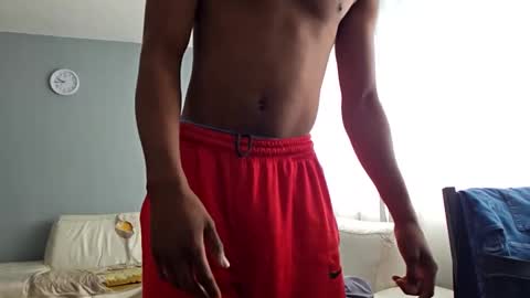 Snapshot of looch2023 chatting on February 2025 09:43:02 AM SweetCandy online show from February 2025 09:43:02 AM