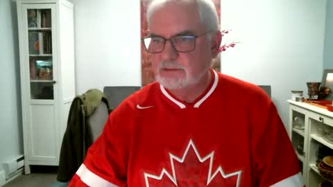 Snapshot of loop102 chatting on February 2026 01:46:01 AM loop102 online show from February 2026 01:46:01 AM