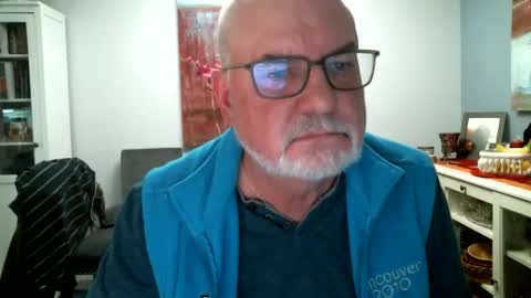 Snapshot of loop102 chatting on February 2026 02:29:01 AM loop102 online show from February 2026 02:29:01 AM