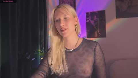Lora heil online show from September 2025 04:34:01 PM