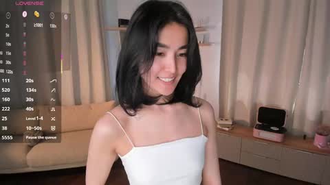 Snapshot of lora_lifelover chatting on June 2026 09:13:02 AM Lora control 2 min for every new Fan Club subscriber online show from June 2026 09:13:02 AM