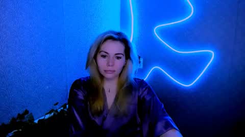 Lora online show from February 2026 03:11:01 AM