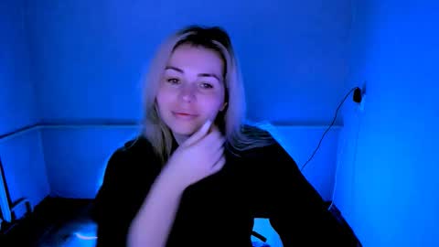 Lora online show from March 2026 03:12:01 AM