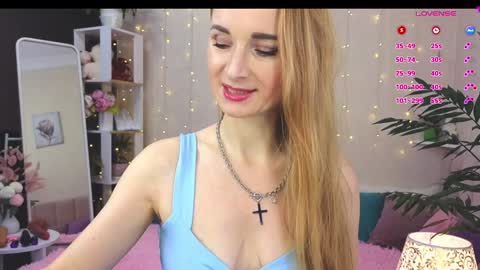 Snapshot of loracolins chatting on January 2025 07:21:01 PM LoraColins online show from January 2025 07:21:01 PM