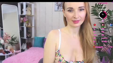 Snapshot of loracolins chatting on January 2025 08:56:01 PM LoraColins online show from January 2025 08:56:01 PM