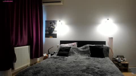 Snapshot of loraflame chatting on December 2024 11:26:01 AM Lora online show from December 2024 11:26:01 AM