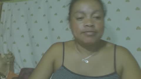 Snapshot of lorahvane chatting on May 2026 12:11:01 PM LorahVane online show from May 2026 12:11:01 PM