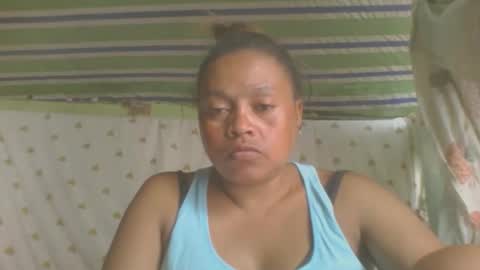 LorahxVane online show from April 2026 11:00:01 AM