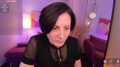 Loren online show from February 2026 01:55:01 PM