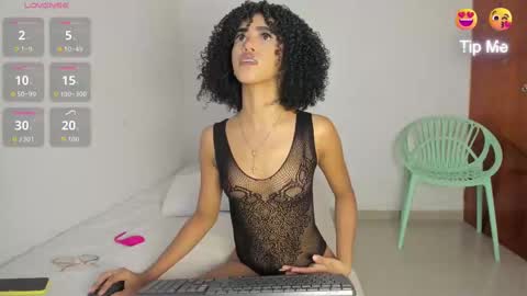 Lorena online show from October 2025 03:33:02 PM