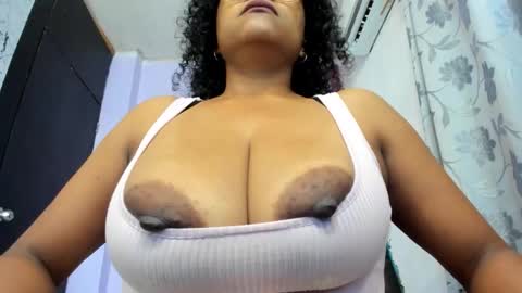 Lorena Parlove online show from March 2026 12:22:01 PM