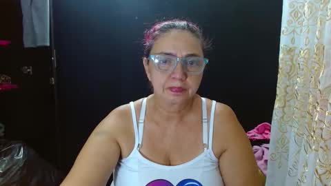 Lorena.. online show from September 2025 01:00:01 AM