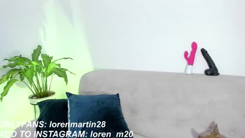 L O R E N online show from September 2025 11:57:01 AM