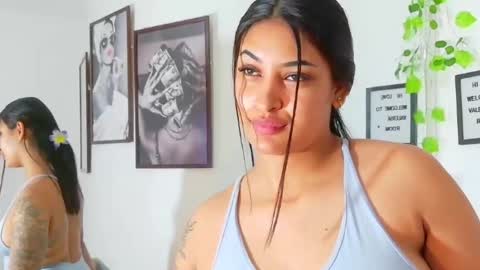 loretahorny online show from February 2026 01:06:01 PM