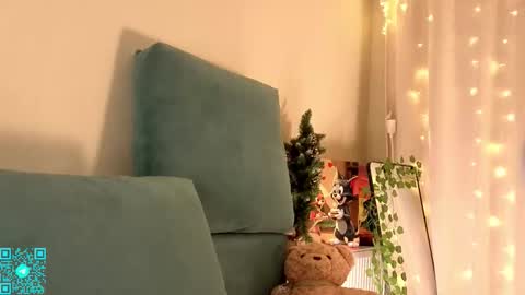 Chloe for Fan BlackHole online show from March 2026 05:15:01 PM