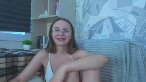 Snapshot of lorettedarsi chatting on July 2026 04:19:01 AM lorettedarsi online show from July 2026 04:19:01 AM