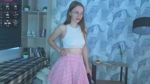Snapshot of lorettedarsi chatting on July 2026 01:09:01 AM lorettedarsi online show from July 2026 01:09:01 AM