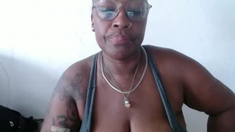 loretybighot online show from February 2025 12:57:02 PM