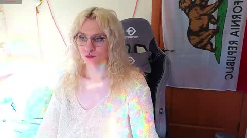 Snapshot of lori_myaf chatting on April 2026 02:11:01 PM Lori ----------------------------------- online show from April 2026 02:11:01 PM