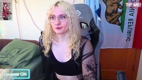 Snapshot of lori_myaf chatting on April 2026 03:48:02 PM Lori ----------------------------------- online show from April 2026 03:48:02 PM