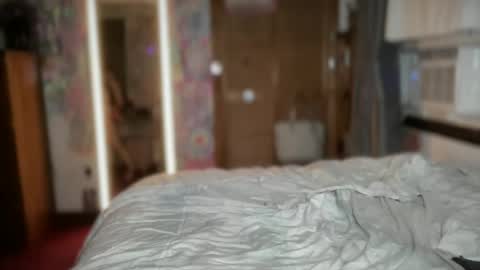 Snapshot of lorikane chatting on June 2026 01:43:01 AM Lorelai Kane online show from June 2026 01:43:01 AM