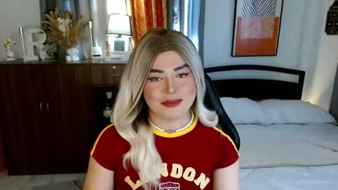 Snapshot of los_bondad chatting on November 2025 01:50:02 AM Los online show from November 2025 01:50:02 AM