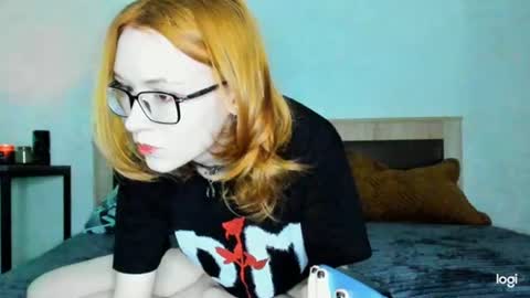 Snapshot of lostineden chatting on June 2026 07:38:01 PM Eden online show from June 2026 07:38:01 PM