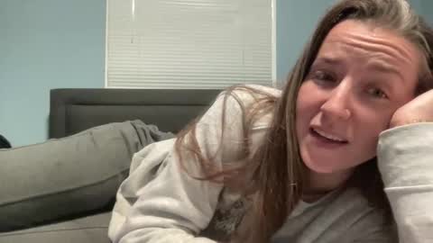 lothlori online show from November 2025 01:48:02 AM