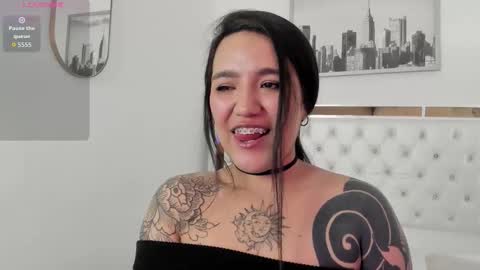 lottie_fox online show from January 2026 04:39:02 AM