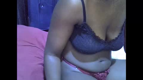 lotty_lavilla online show from January 2026 06:20:01 PM
