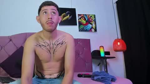 Snapshot of louis_bcasta1 chatting on March 2025 11:00:02 AM OF louis bcasta1 online show from March 2025 11:00:02 AM