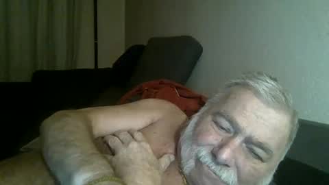 Snapshot of louis_chokdee chatting on December 2024 07:28:01 PM louis_chokdee online show from December 2024 07:28:01 PM