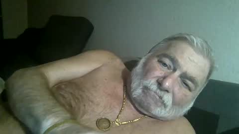 Snapshot of louis_chokdee chatting on December 2024 06:42:01 PM louis_chokdee online show from December 2024 06:42:01 PM