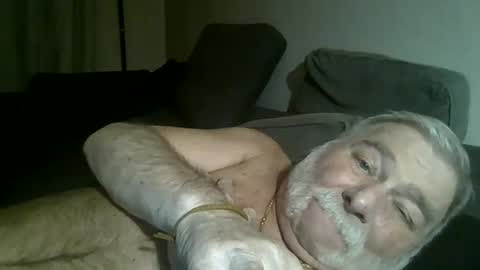 Snapshot of louis_chokdee chatting on January 2025 07:07:02 PM louis_chokdee online show from January 2025 07:07:02 PM