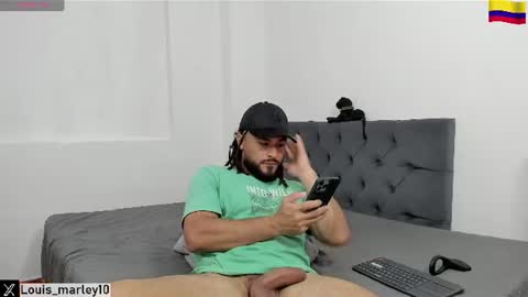 Snapshot of louis_marley_ chatting on July 2026 05:52:01 PM louis_marley_ online show from July 2026 05:52:01 PM