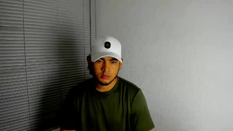Snapshot of louis_rueda chatting on June 2026 04:58:02 AM louis_rueda online show from June 2026 04:58:02 AM