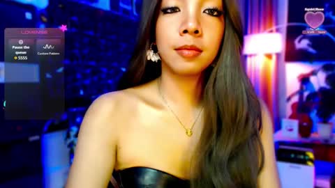 Louisa online show from May 2026 03:35:01 AM