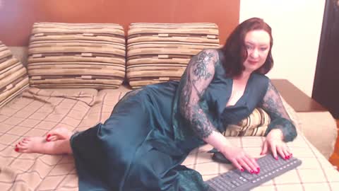 Louise Love online show from December 2024 11:40:02 AM